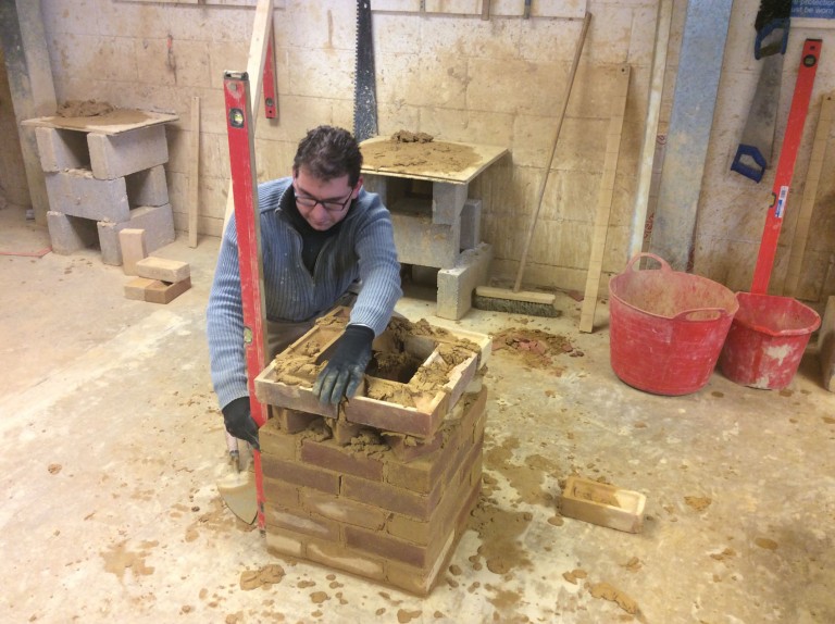 Bricklaying Courses: Change career this Spring!