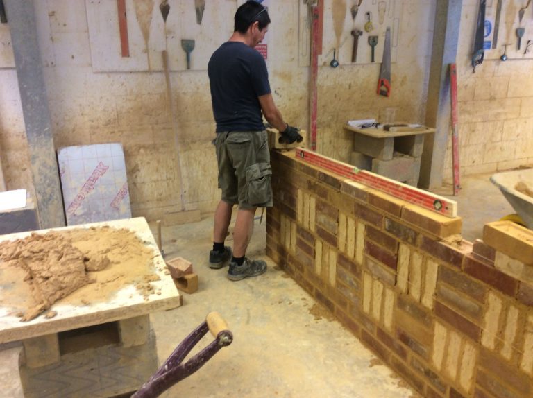 Bricklaying Courses: Make a new start in 2018!