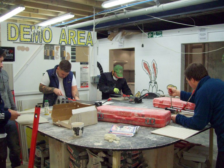 A busy week of Tiling Courses!