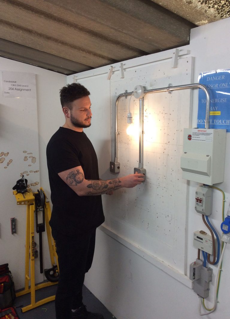 Electrician Courses: New Weekend date has landed!