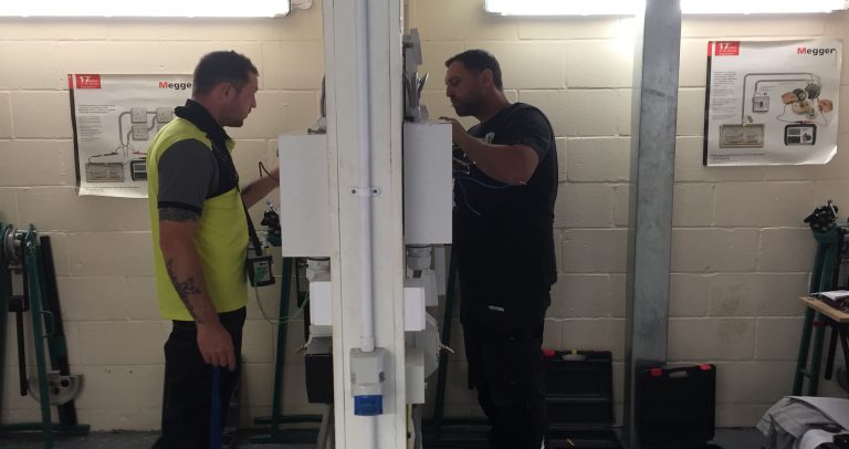 The latest Electrician Training - Video