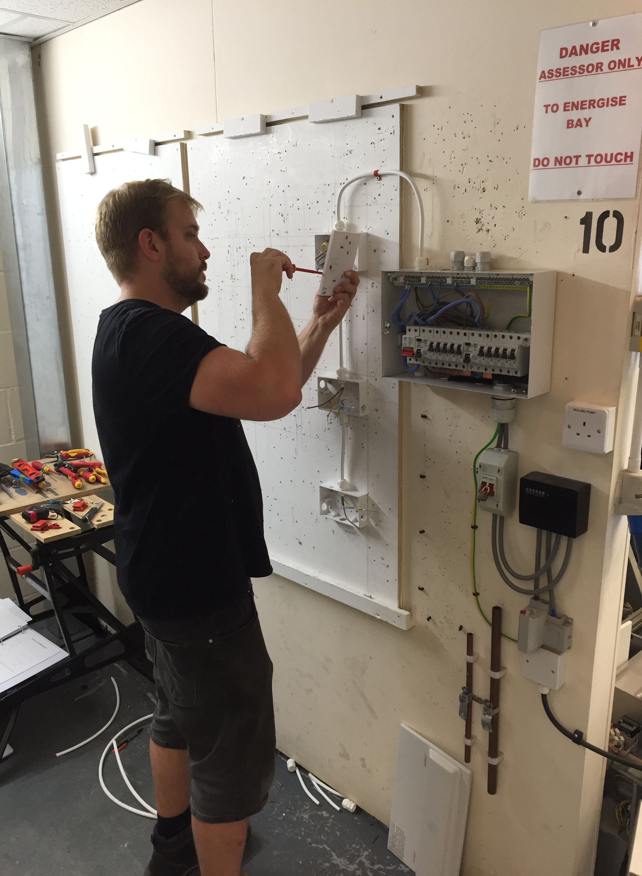 home study electrician course