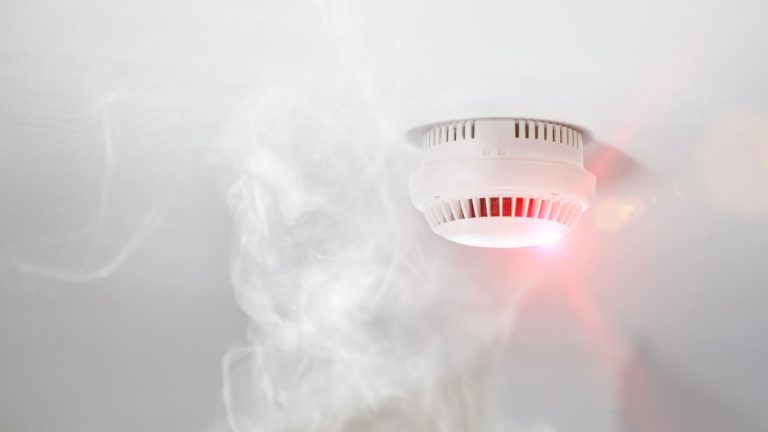 Tighter Safety Rules For Smoke And Gas Alarms!