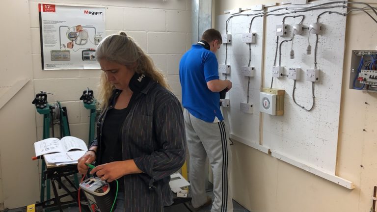 The Advanced Domestic Installer Course With Jayne Meadows!