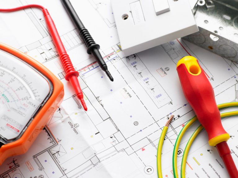 We will be offering live online training options for Electrician courses!