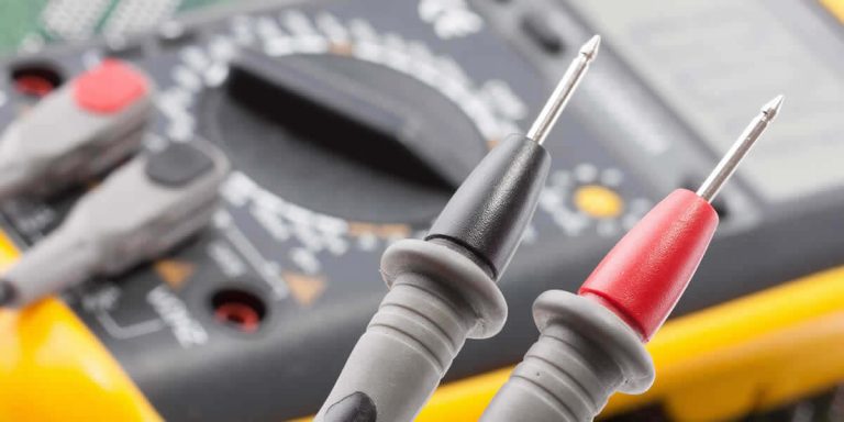What is the 2391-52 Electrician course?