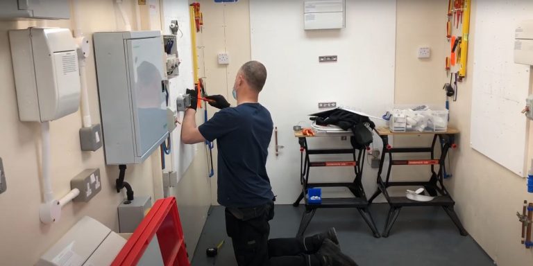 Book An Electrician Course With Able Skills Today!