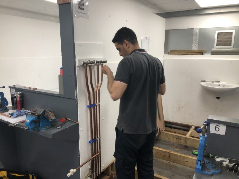 Why It Is Key That Your Plumber Is Competent!
