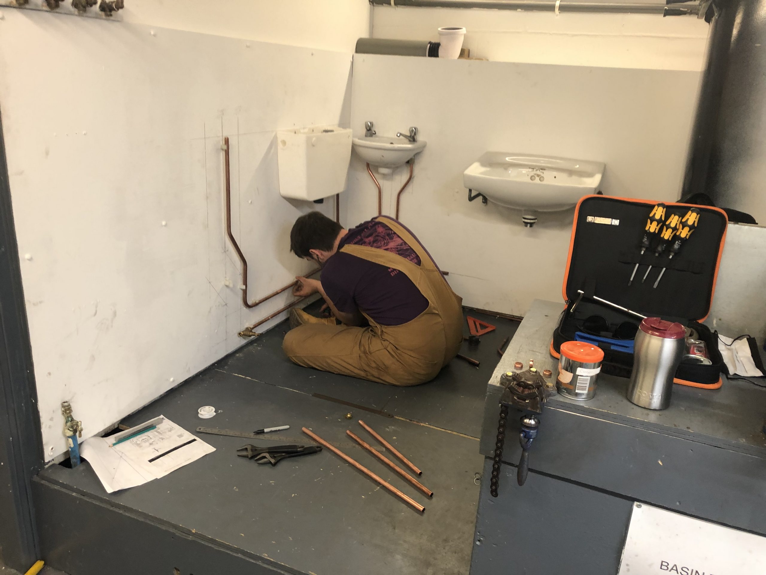 Get The Plumbing Qualifications You Need To Work In The Industry Now!