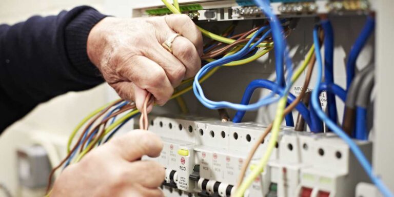 Your electrical team and the18th Edition: A corporate guide to compliance & safety standards 