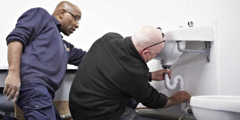 Bathroom fitting course for trade skills